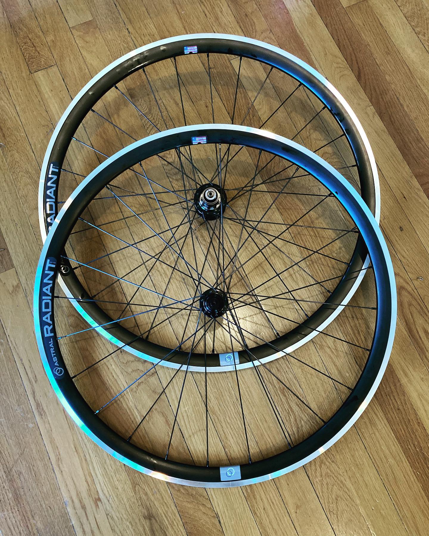 Chris King R45/Mavic Open Pro Hand Built Wheelsets 😍 Various hub