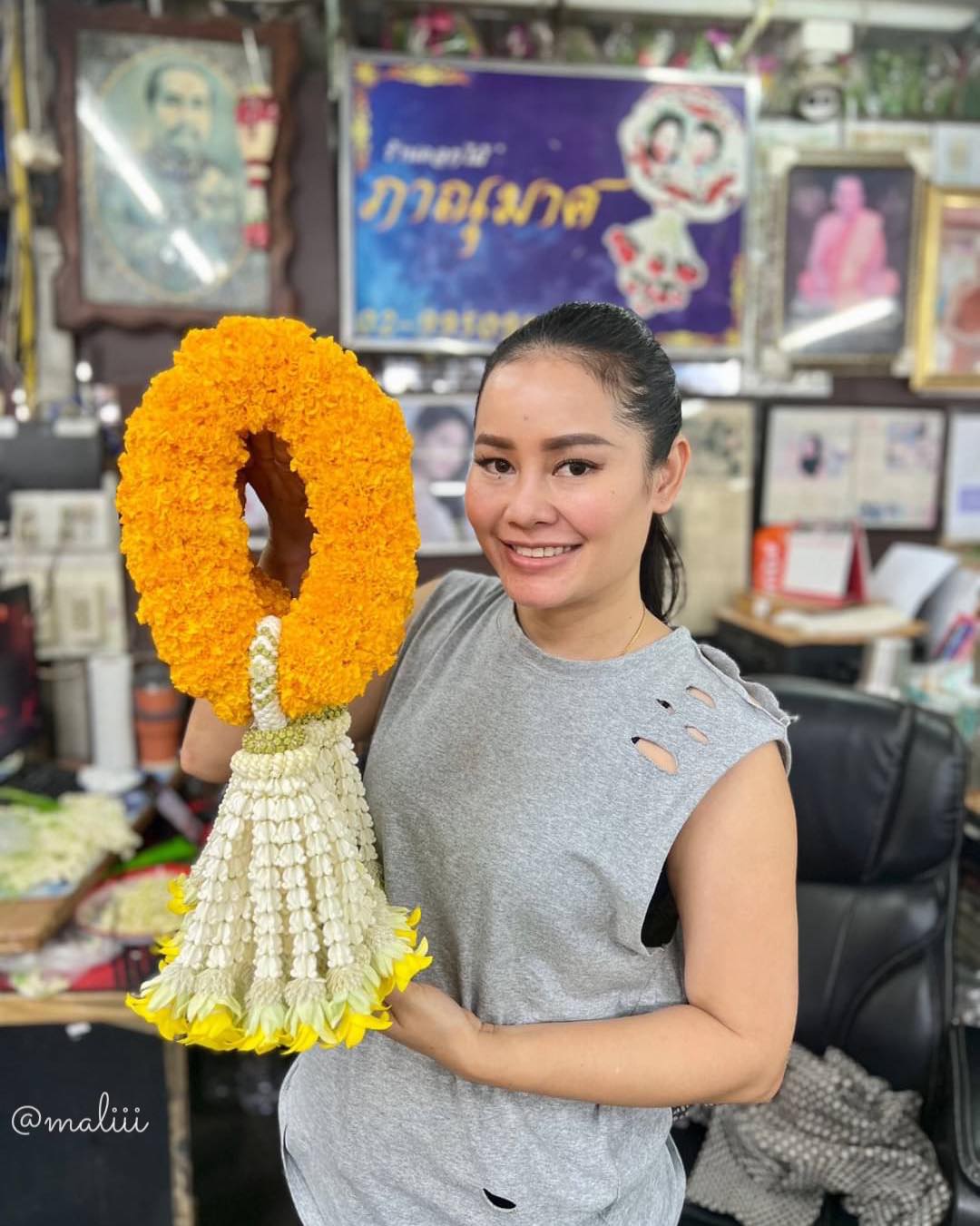 มะลิ - มาส่งความสดชื่นยามเที่ยงค่าา @maliii #พวงมาลัยดาวเรือง #พวงมาลัย ...