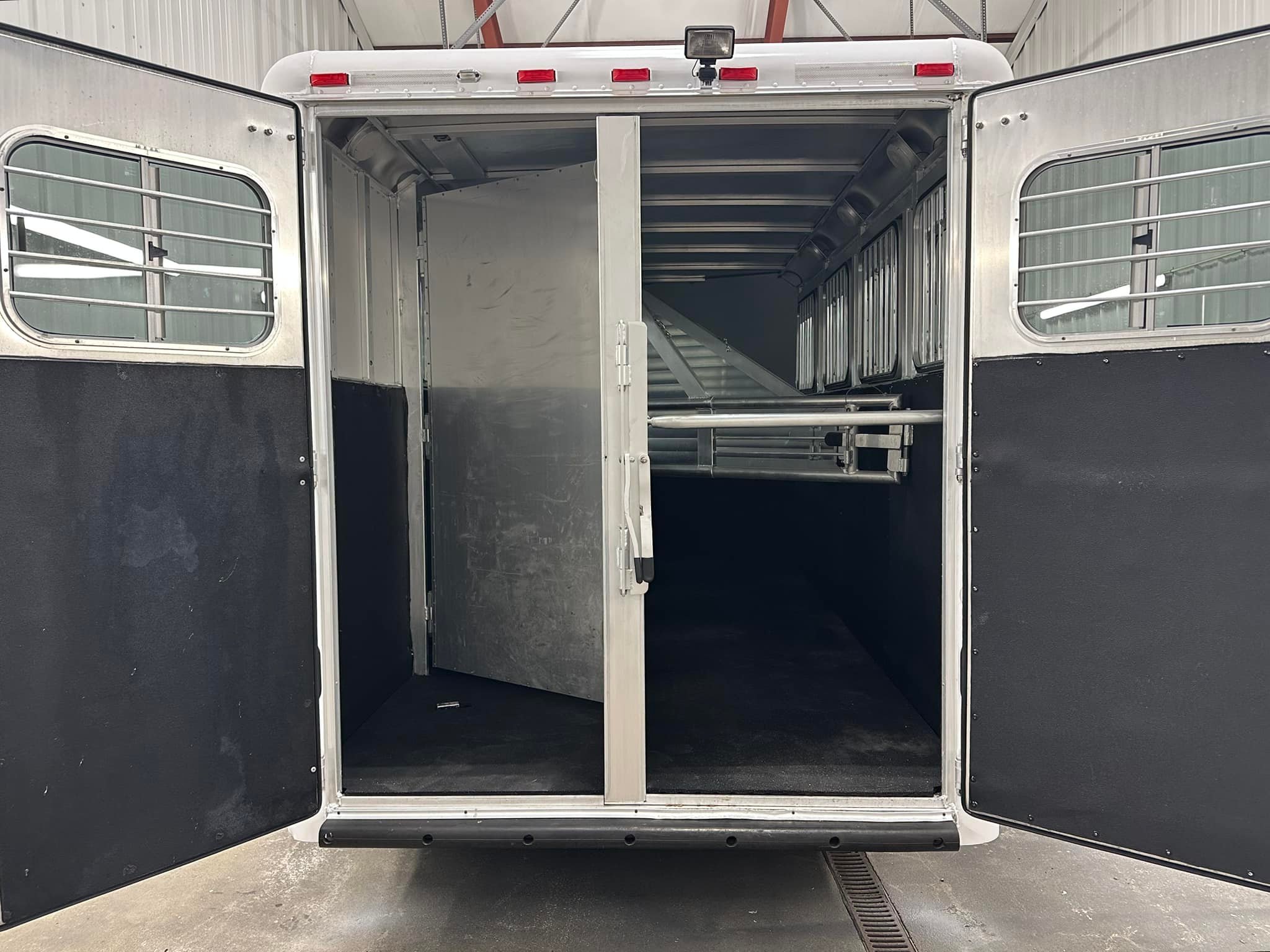 Farrell Livestock Trailers | Newcastle OK