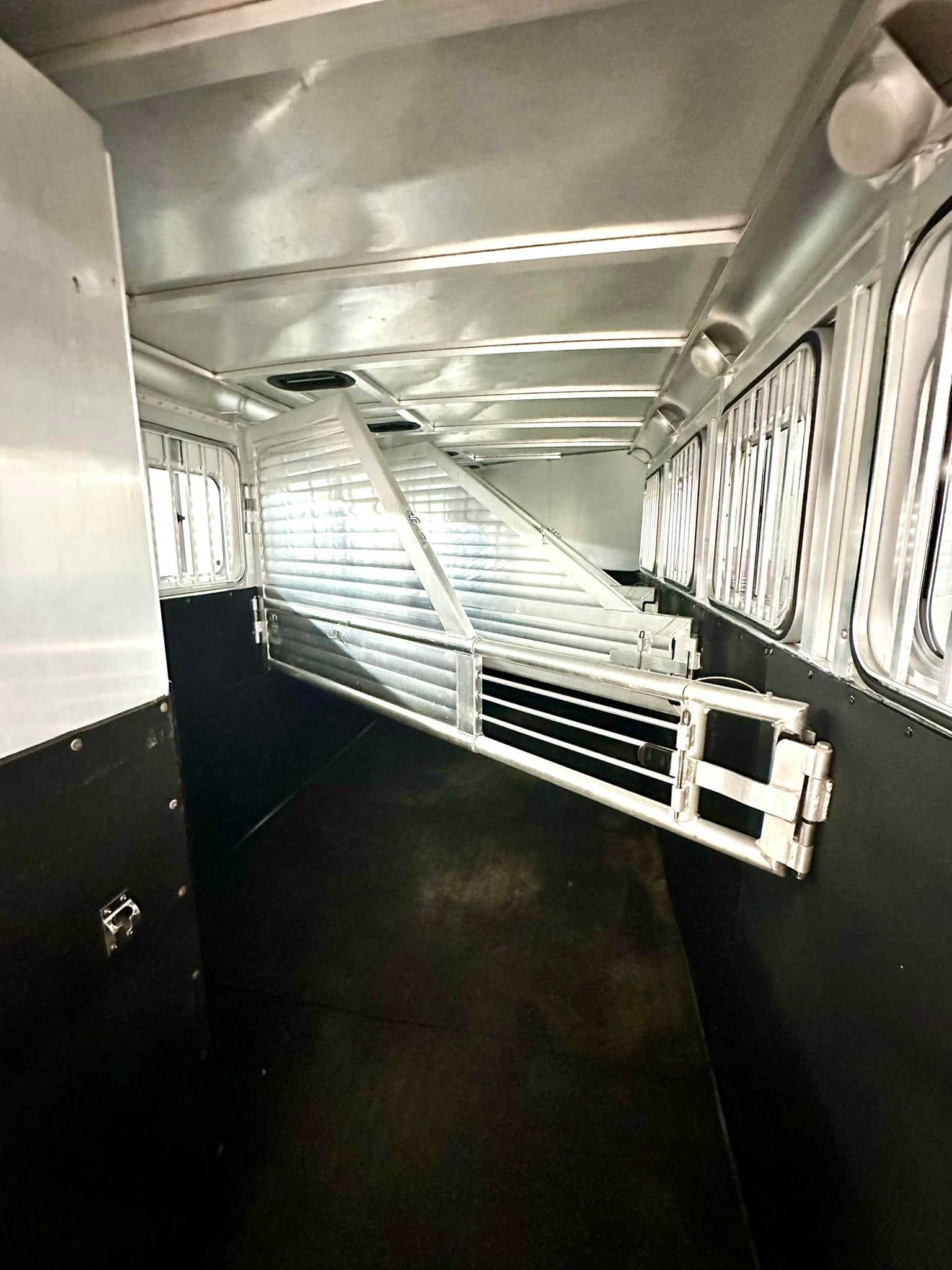 Farrell Livestock Trailers | Newcastle OK