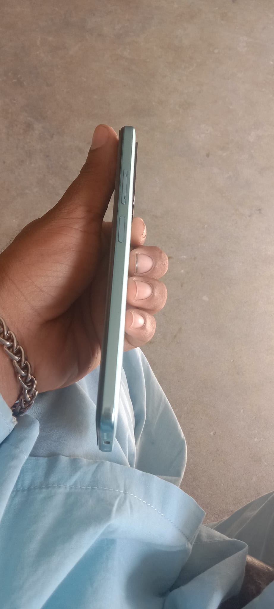 Hashmi Mobiles