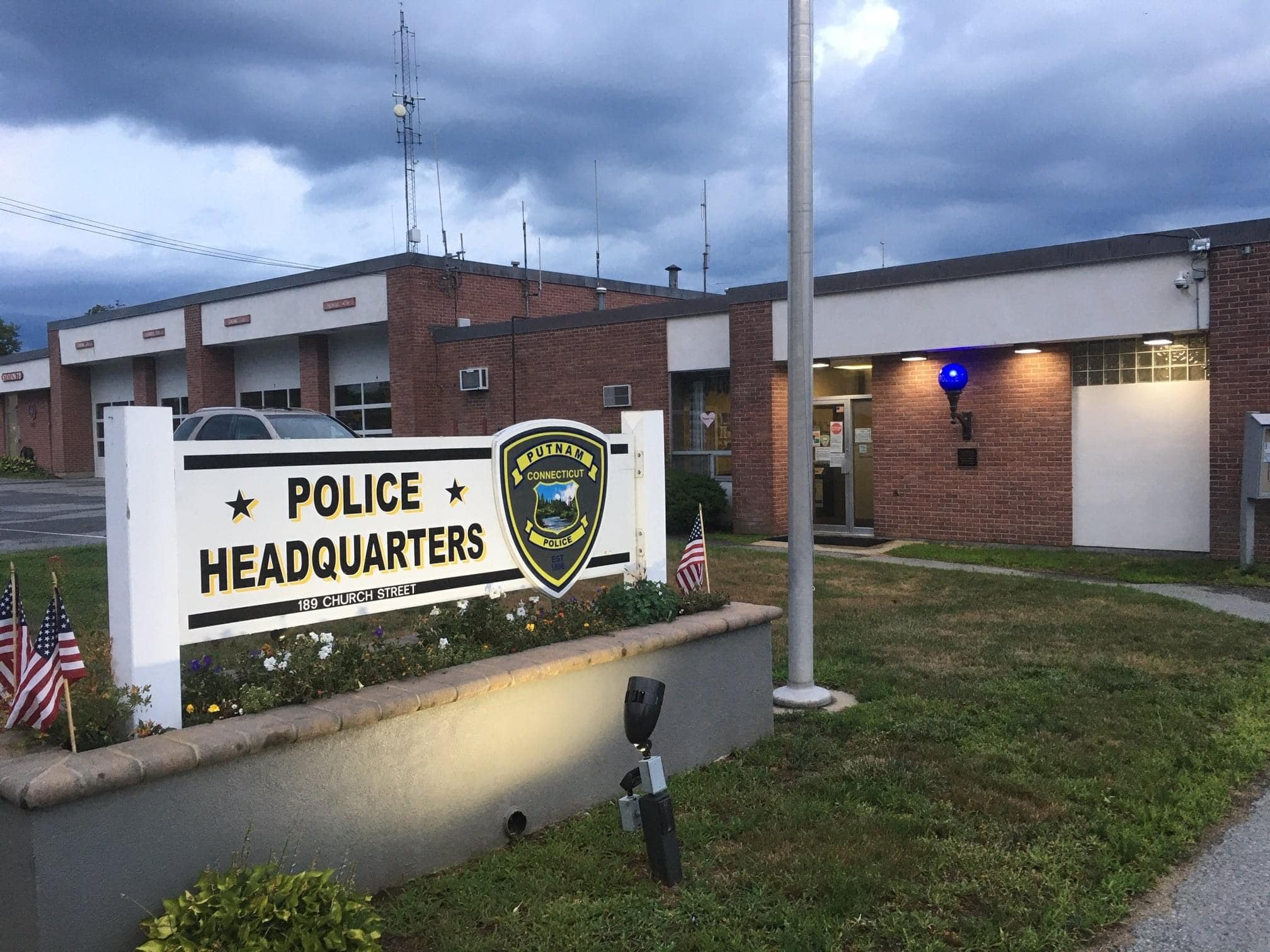 WINY - FROM THE WINY RADIO NEWSROOM: PUTNAM POLICE HAS OPENINGS FOR ...