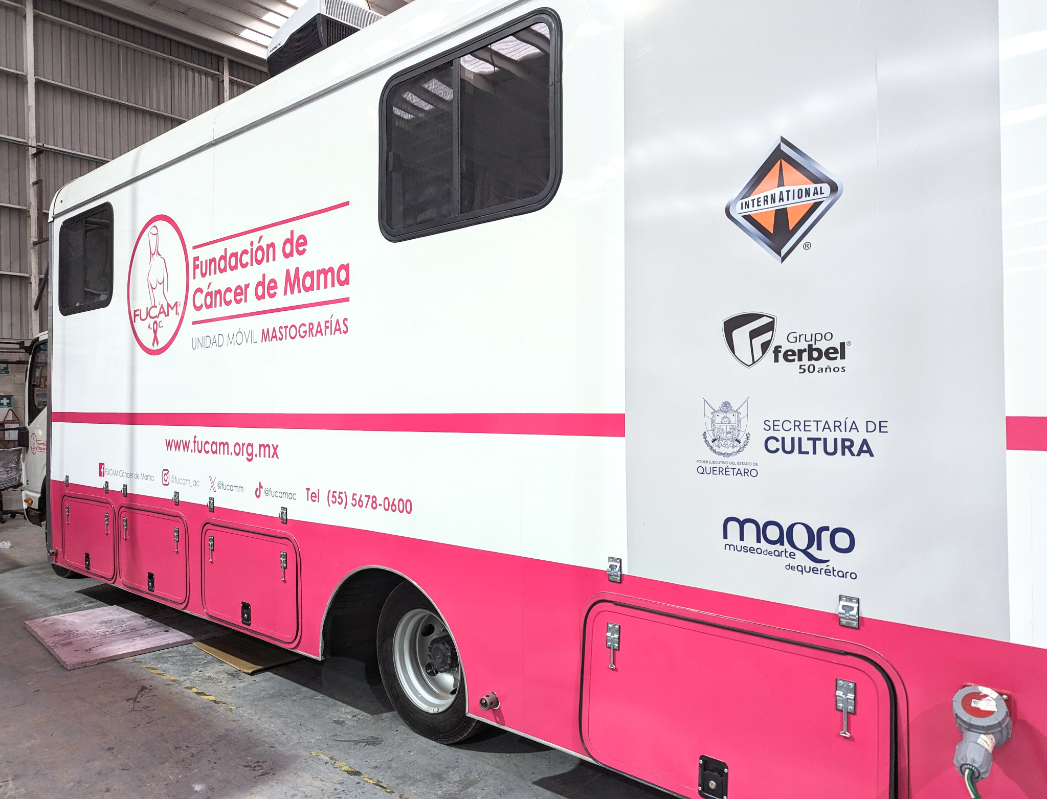 Grupo - Unidad móvil de Mastografía para FUCAM Cáncer de Mama 👏👏👏 # ...