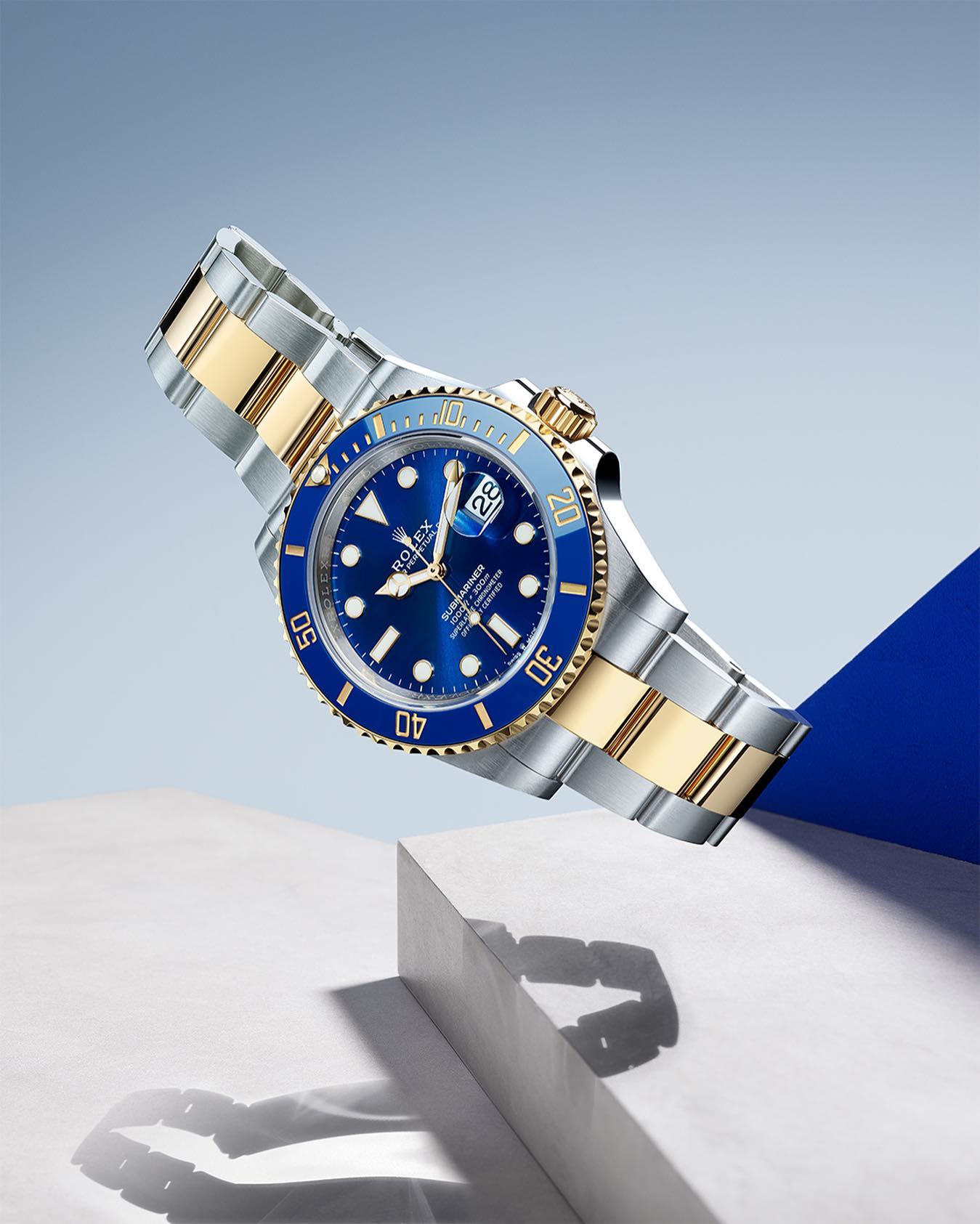 Joyeria Inter - El azul es tendencia. @Rolex Oyster...