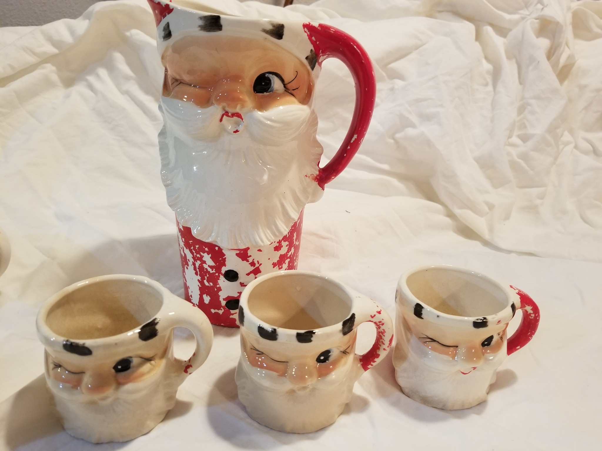 What affects the value of a Holt Howard 1959 pitcher and mug set