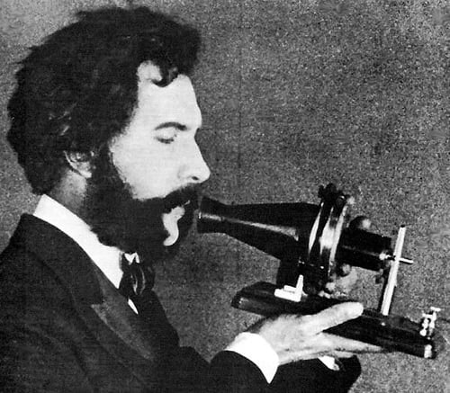 希少　Alexander Graham Bell Invents the… Alexander Graham Bell demonstrated his astonishing new invention