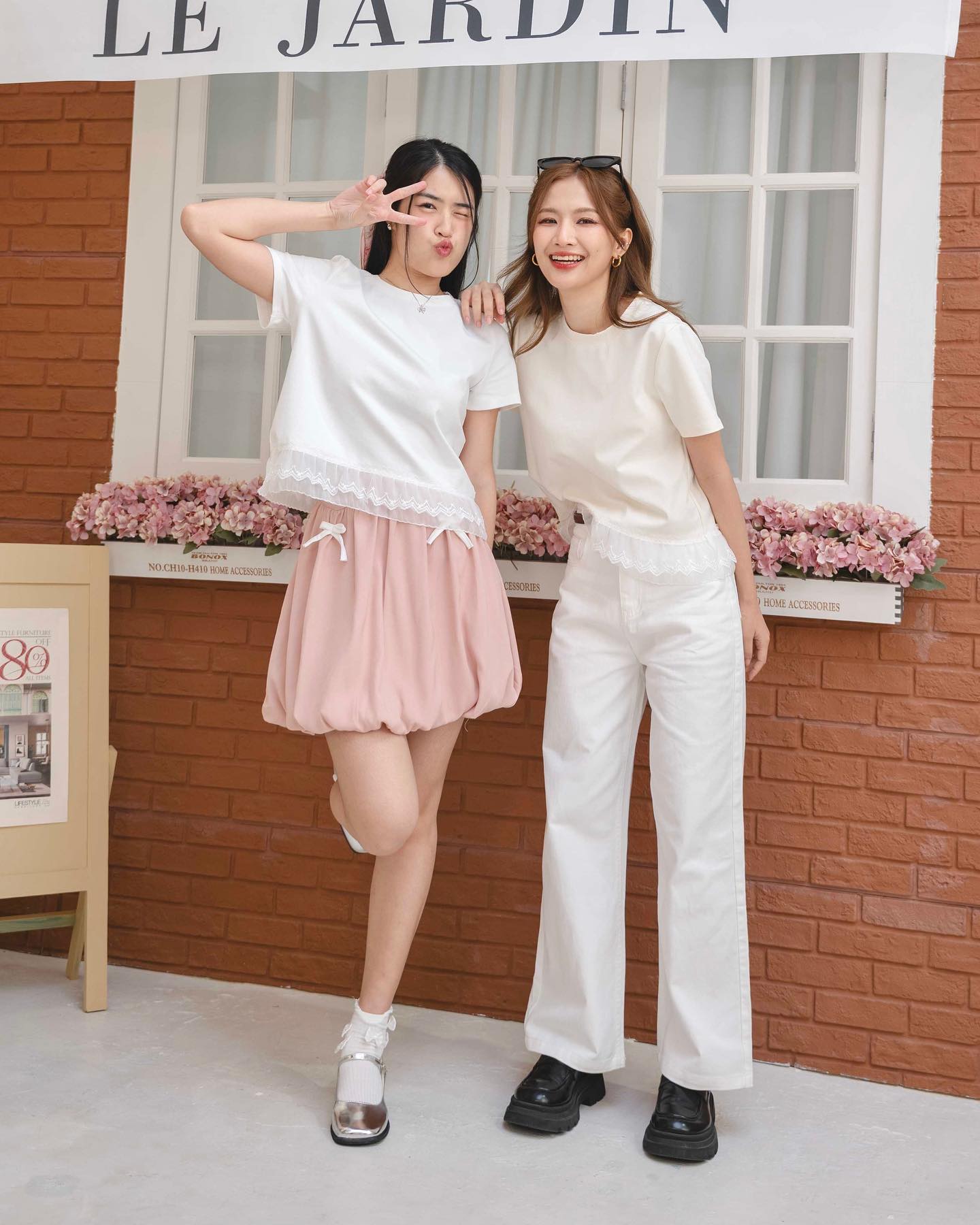 Pradap (ประดับ) - 💖Pink & Crame💖... | Facebook