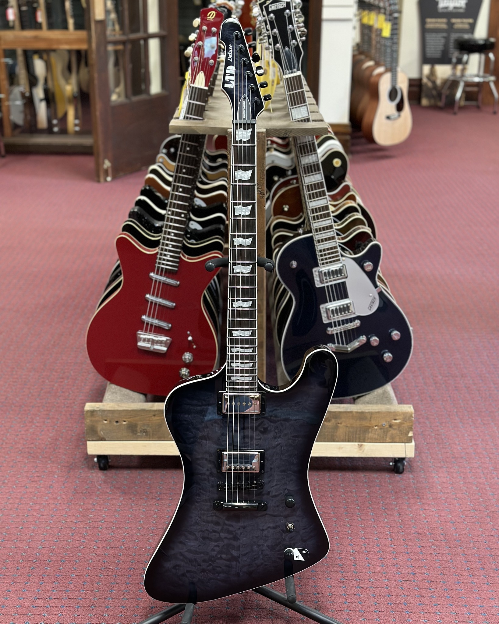 Customized 2017 LTD Phoenix 1000 Guitar with Seymour Duncan