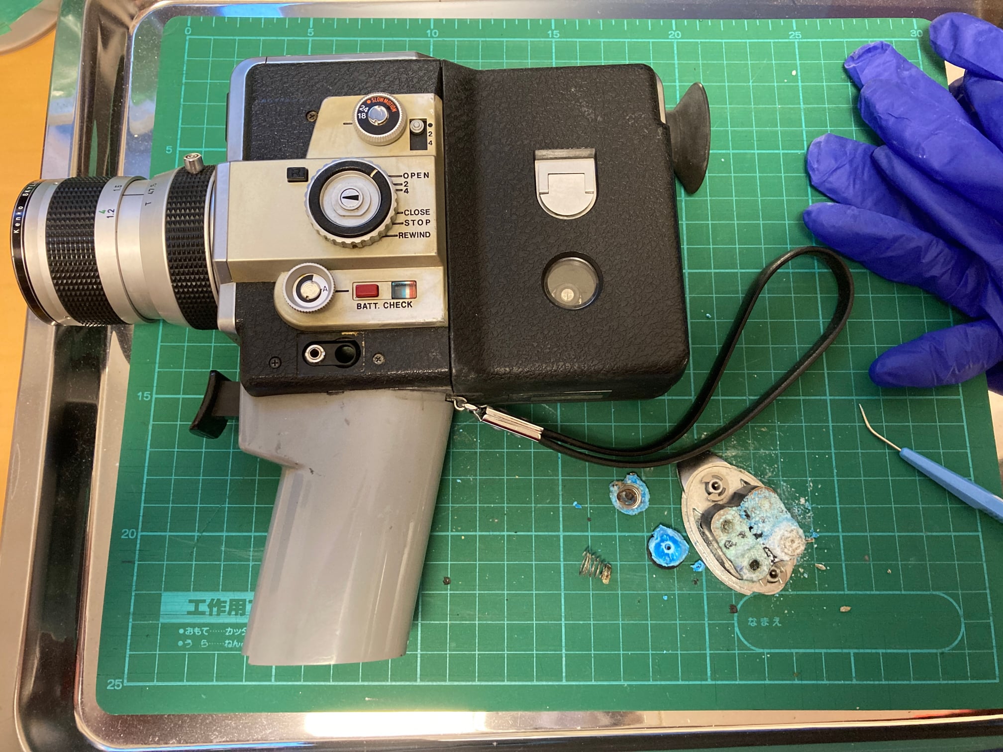 How to use Canon 518 SV single 8 film cartridge for Canon cameras?