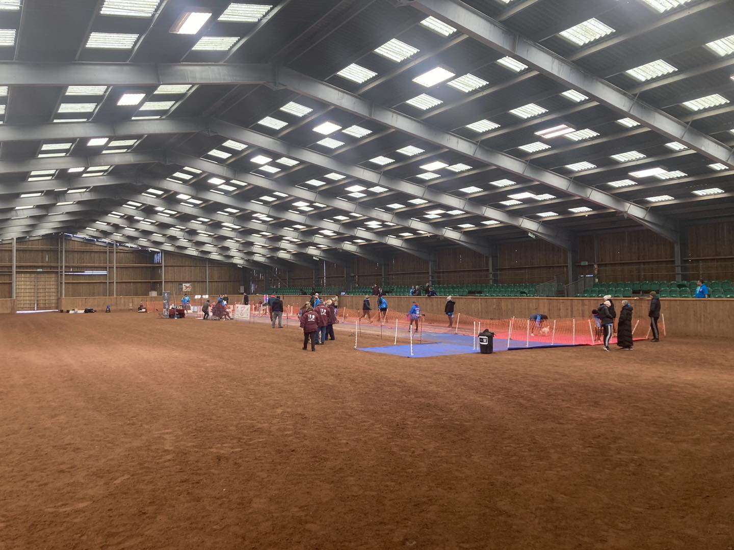 Oakridge Arena - 🐾Welcome to Oakridge Arena Rockin... | Facebook