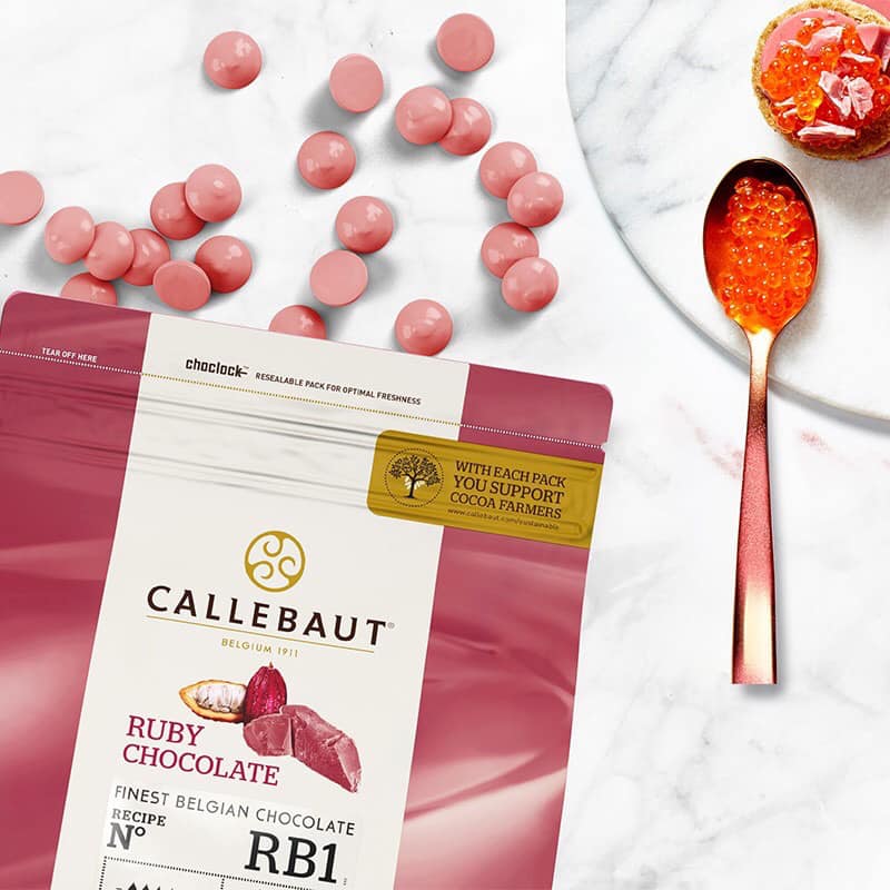 El chocolate Ruby rosa es una nueva... - Macaron Designer