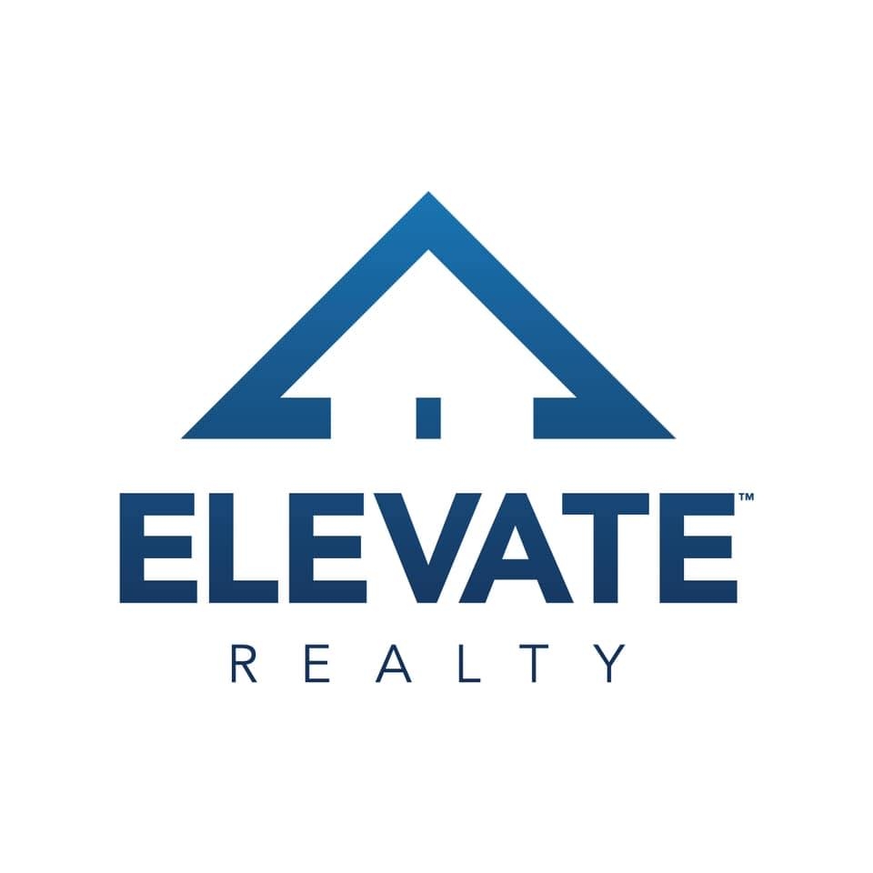 Imagine a three bedroom townhome on one level with hardwood floors ...