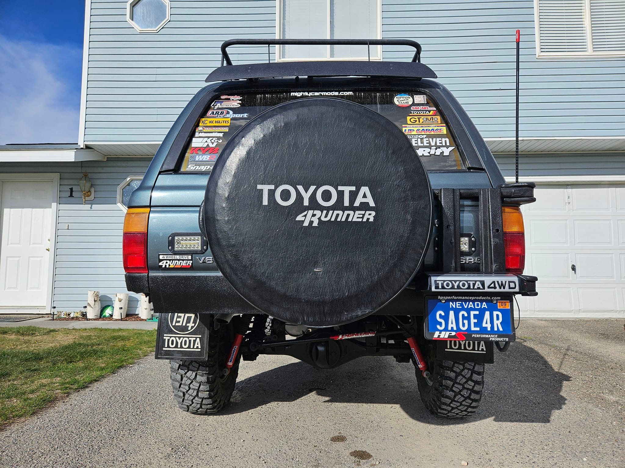 Black Stainless Steel License Plate Screws For Toyota 4Runner - Rear Mounting, Rust-Resistant
