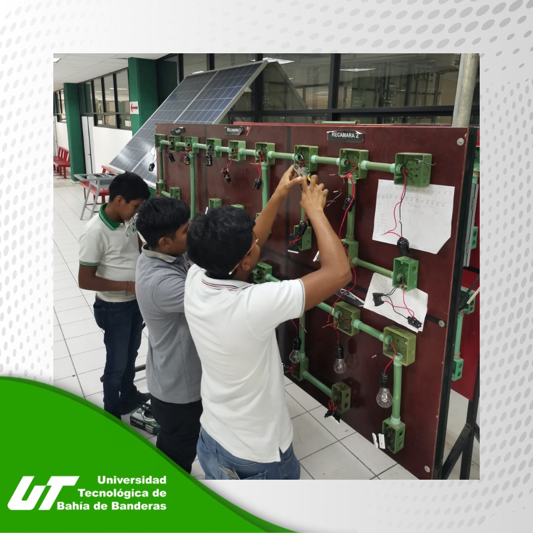 La UTBB se... - Universidad Tecnológica de Bahía de Banderas