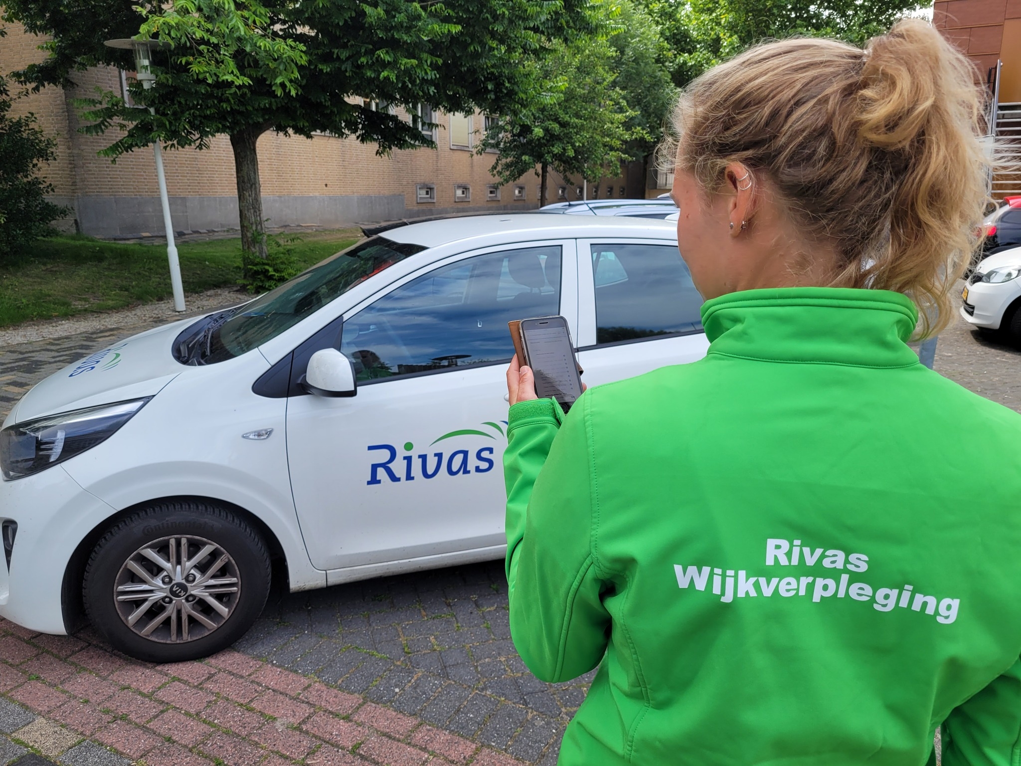 Rivas wijkverpleging - 🎈Hoera: Carola 25 jaar in dienst bij Rivas ...