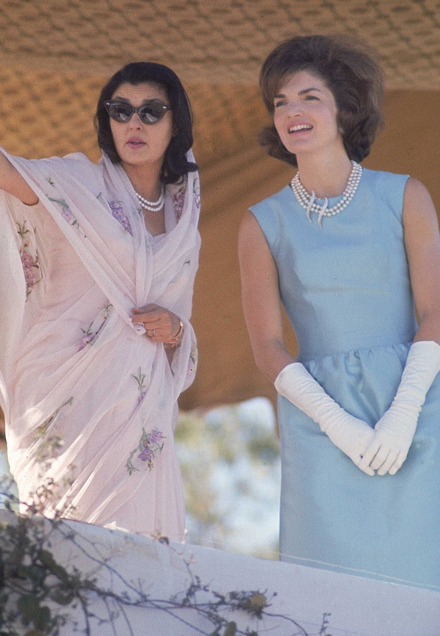 jacqueline kennedy blue dress Jackie in the Gustave Tassel ice on her 1962 trip to India 1960's jackie kennedy fashion