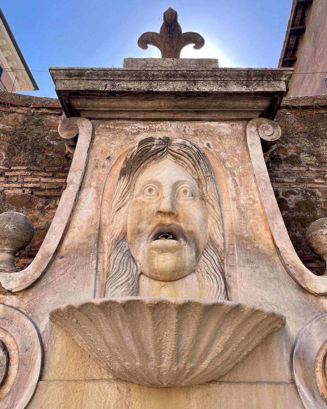 BOCCA MASCHERONE LEONE In Travertino Scolpito Fontana Marmo Lion Stone