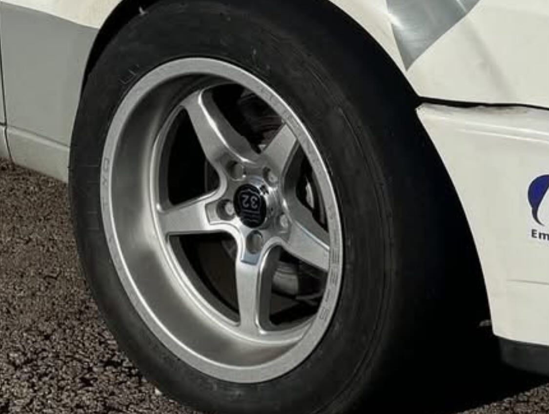 32 Racing Wheels