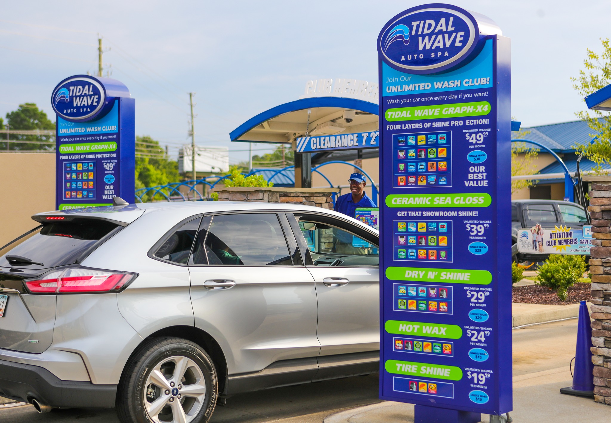 Looking at the menu like... 🤩 Which... - Tidal Wave Auto Spa | Facebook