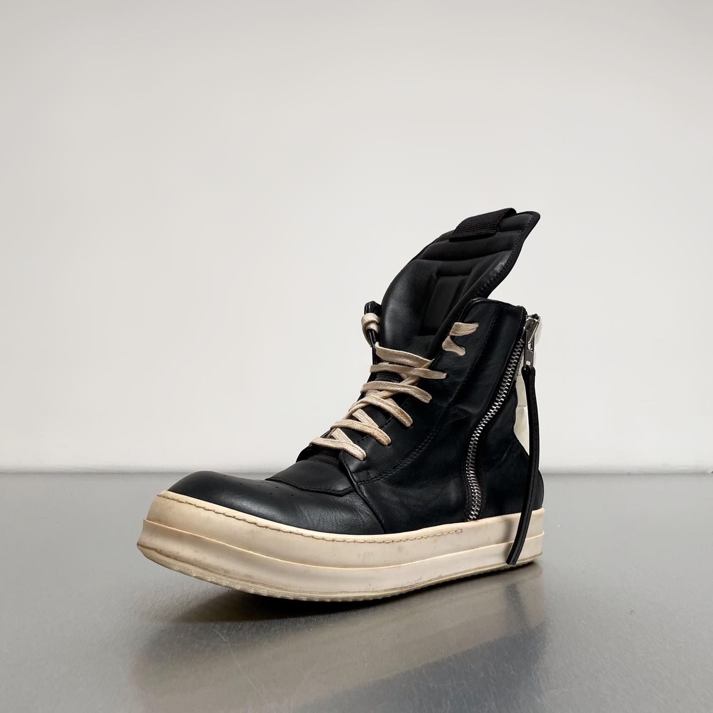 SOLD OUT/ Rick Owens SS20 Tectual Mega Lace Geobaskets. Size: 44 