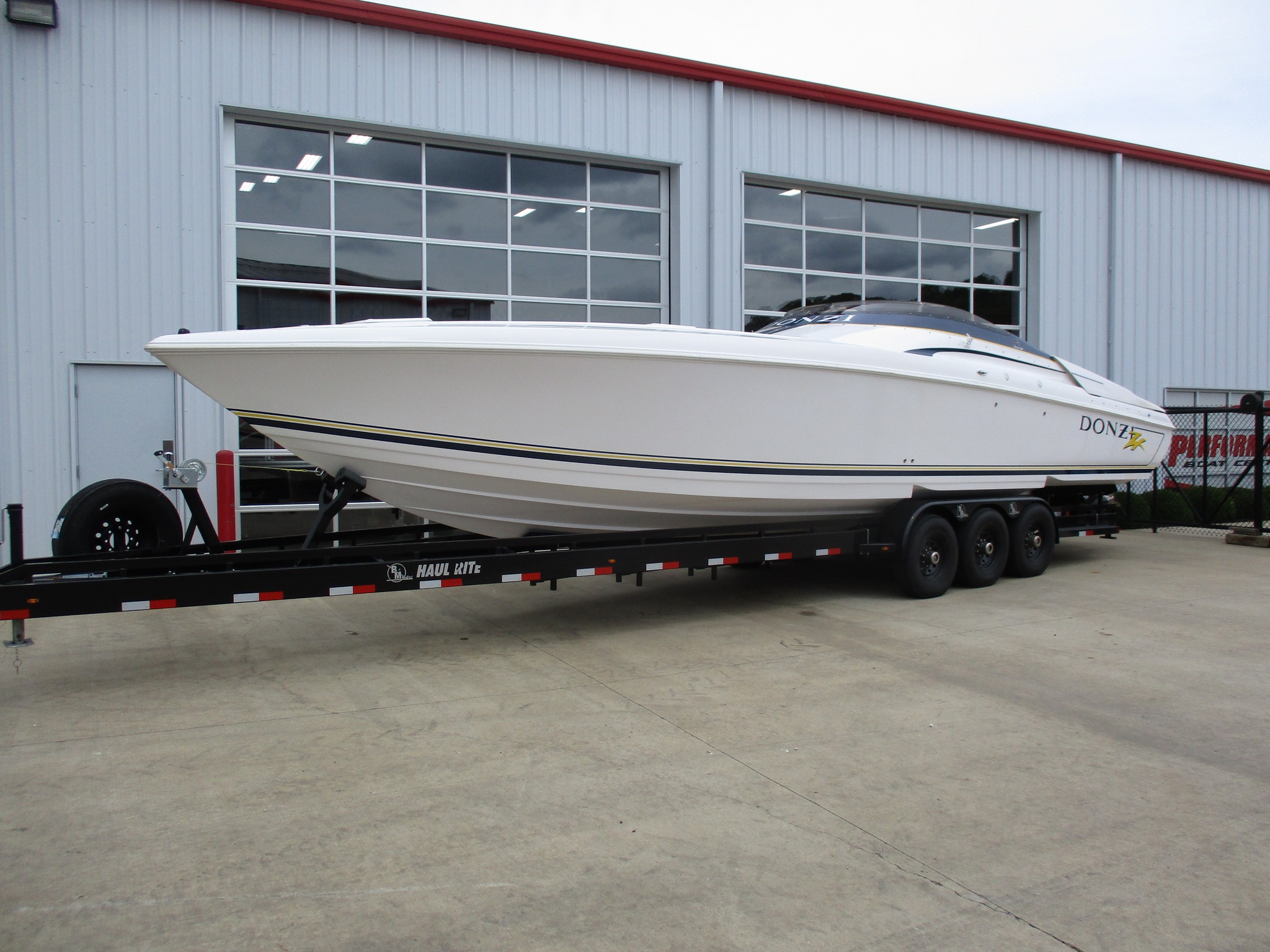 New Listing. $124,950 2004 Donzi 38ZX powered by twin Mercury