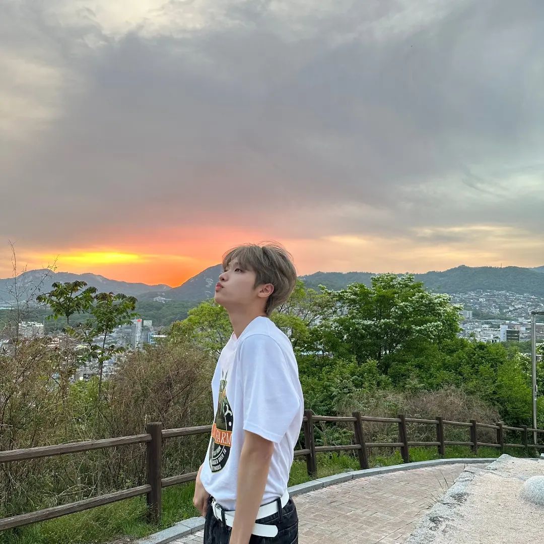 Son Dong Pyo - Son Dong Pyo added a new photo.