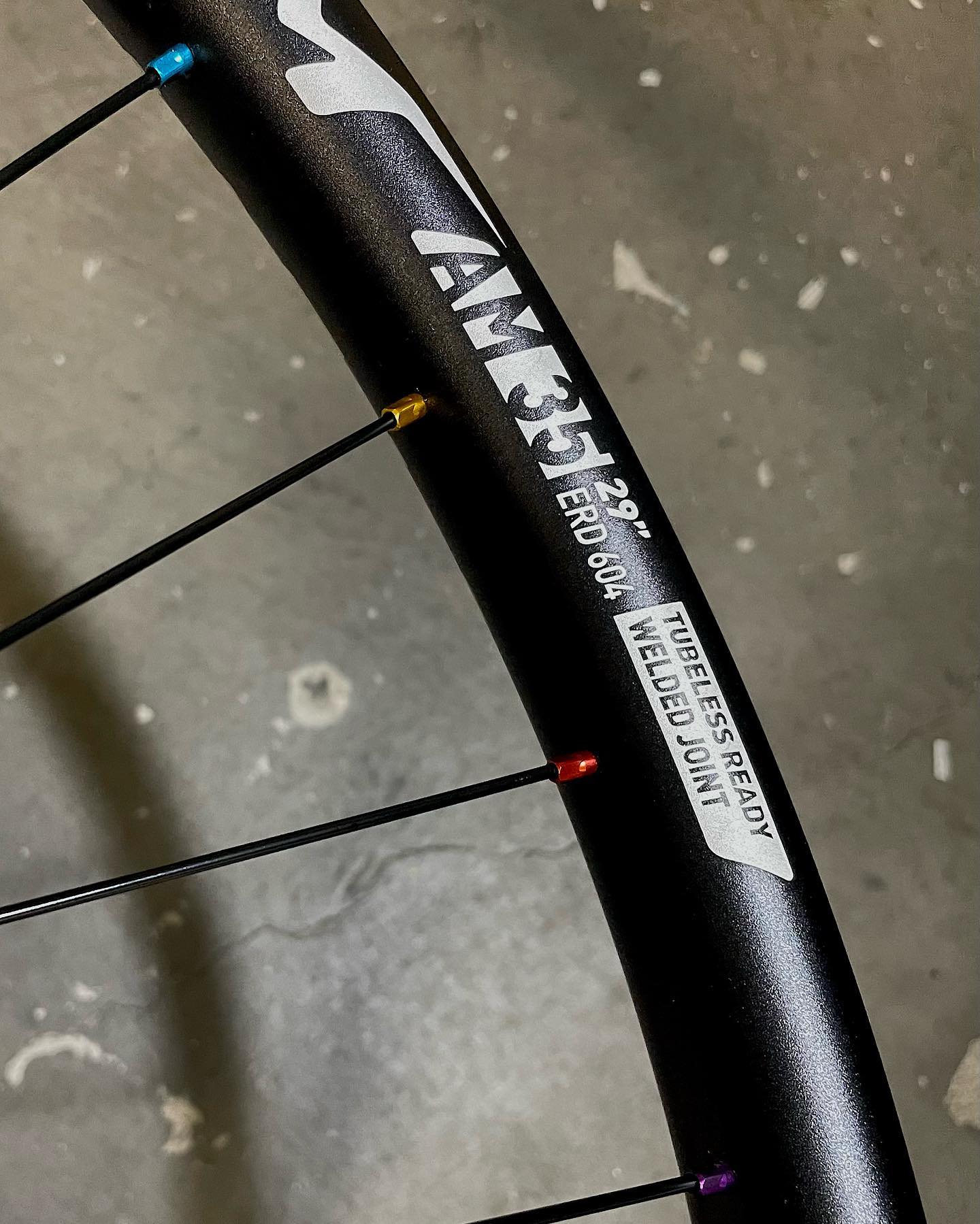 Kuwahara - 弊社取り扱い商品の と