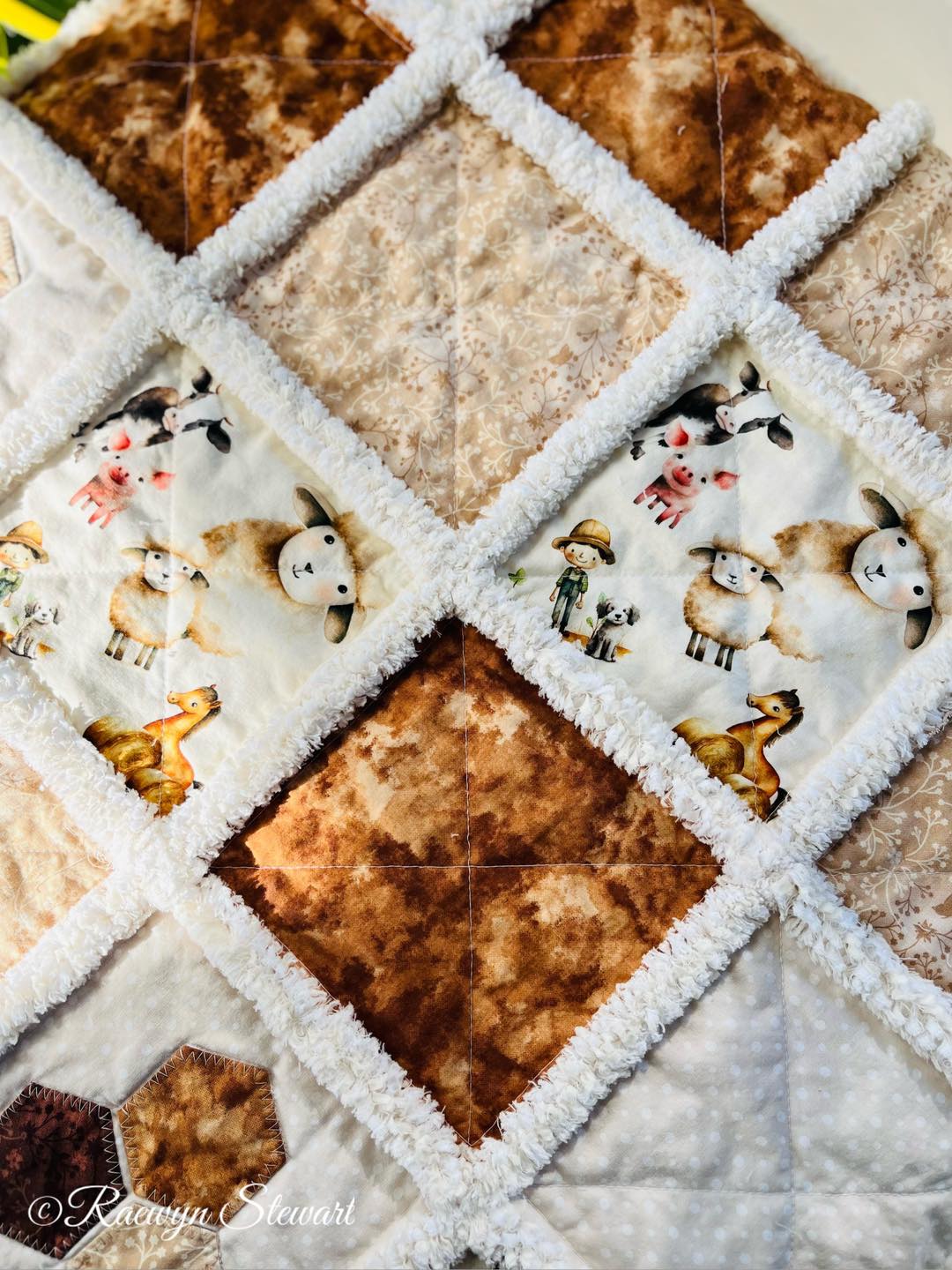 Rag - My inlay Rag quilt tutorial is now available on Etsy! 🧡🤍🤎 Follow ...