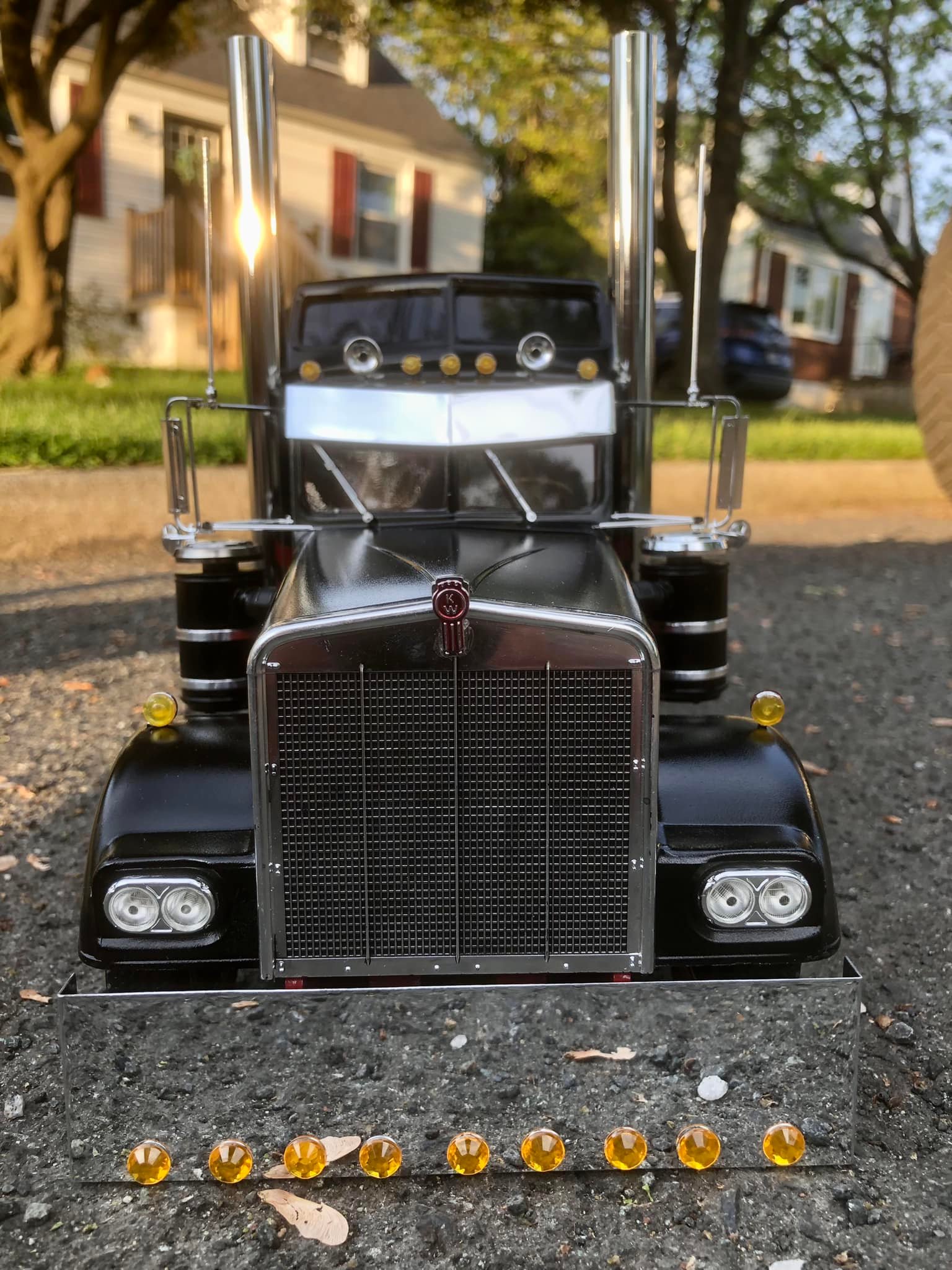 Finished 1/16 monogram Kenworth W900 model truck