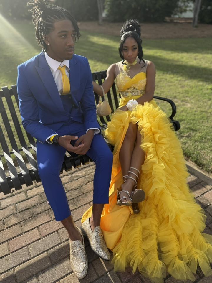 Beauty and the beast 8th grade formal 💛💙