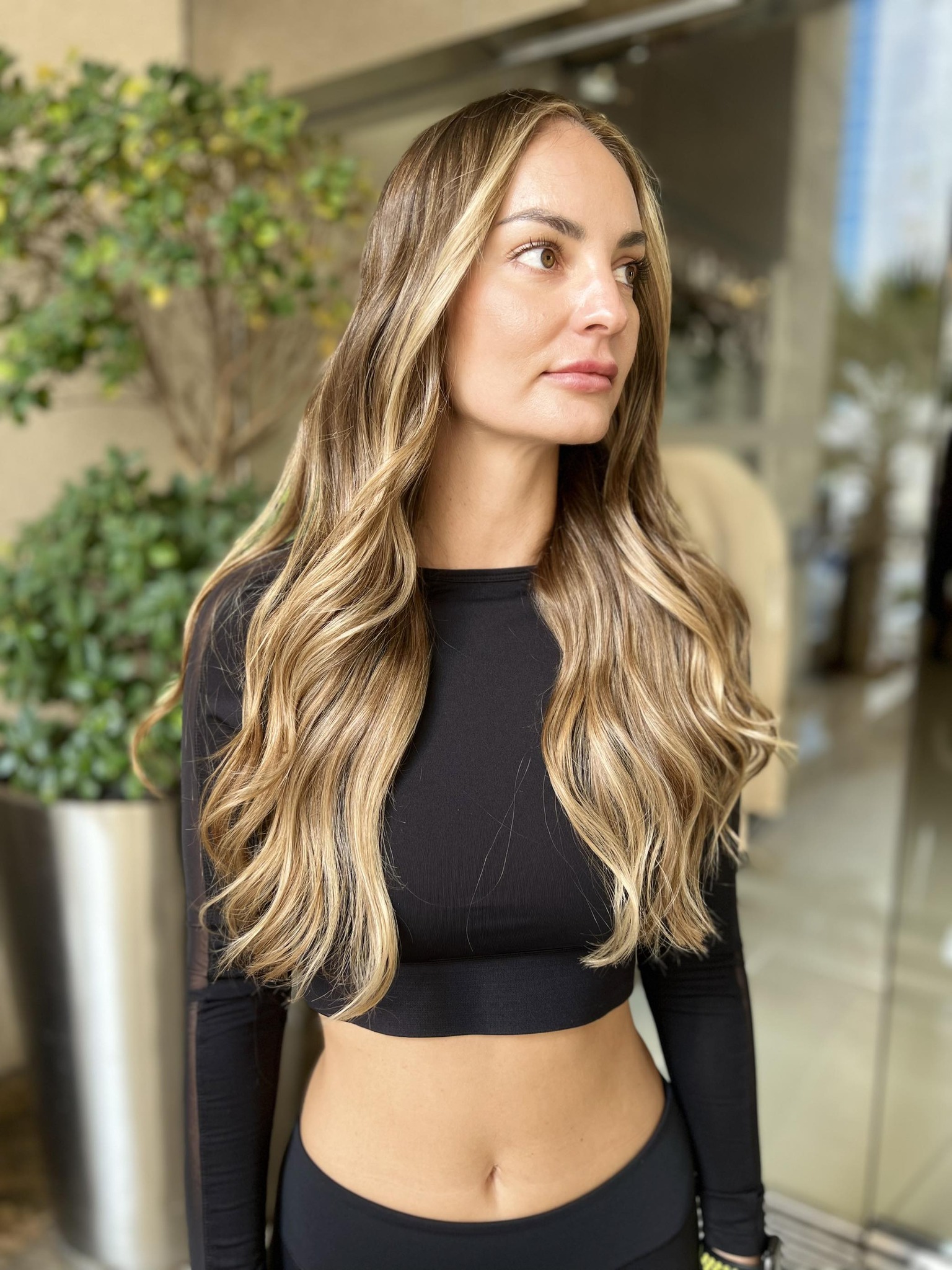 Robert Alexander Salon / By Rami Al Sayegh | Dubai