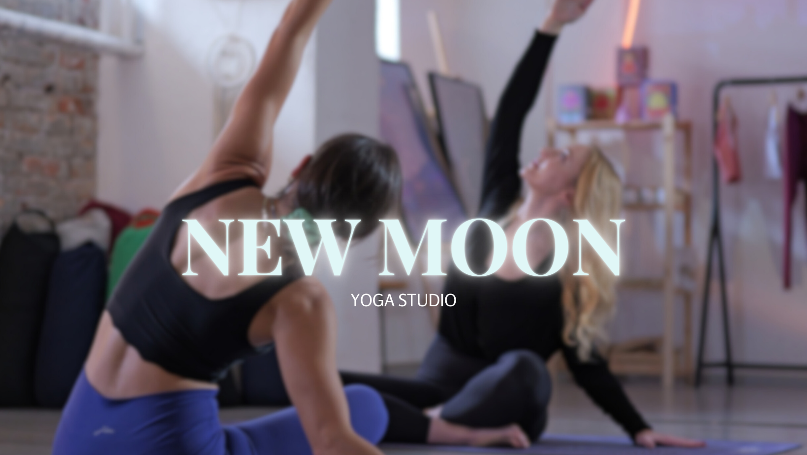 NEW MOON yoga studio | Warsaw