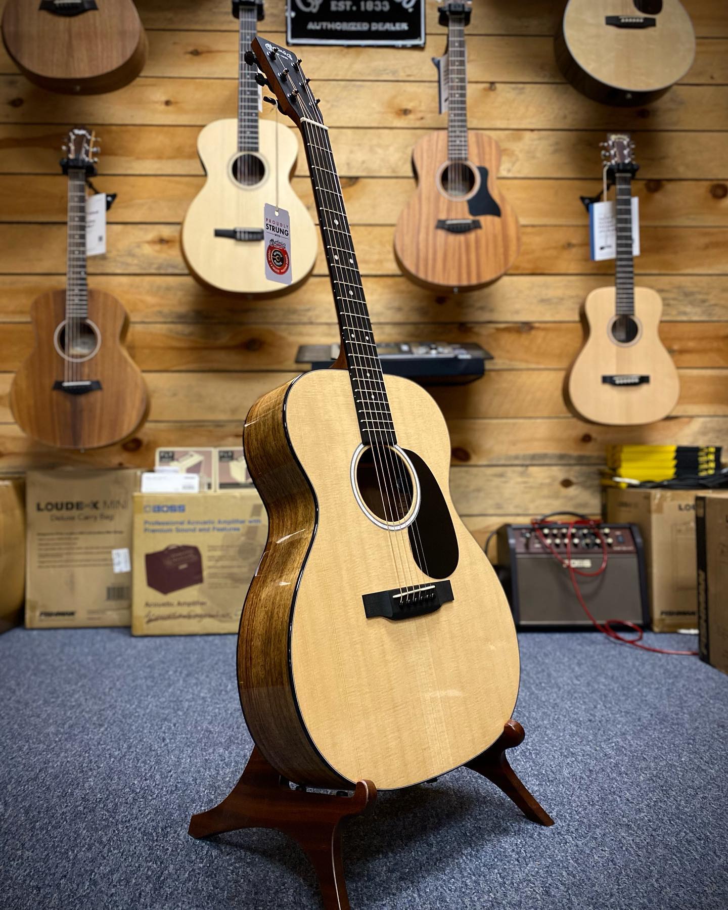 Martin's 16 series acoustic guitars with vintage tone