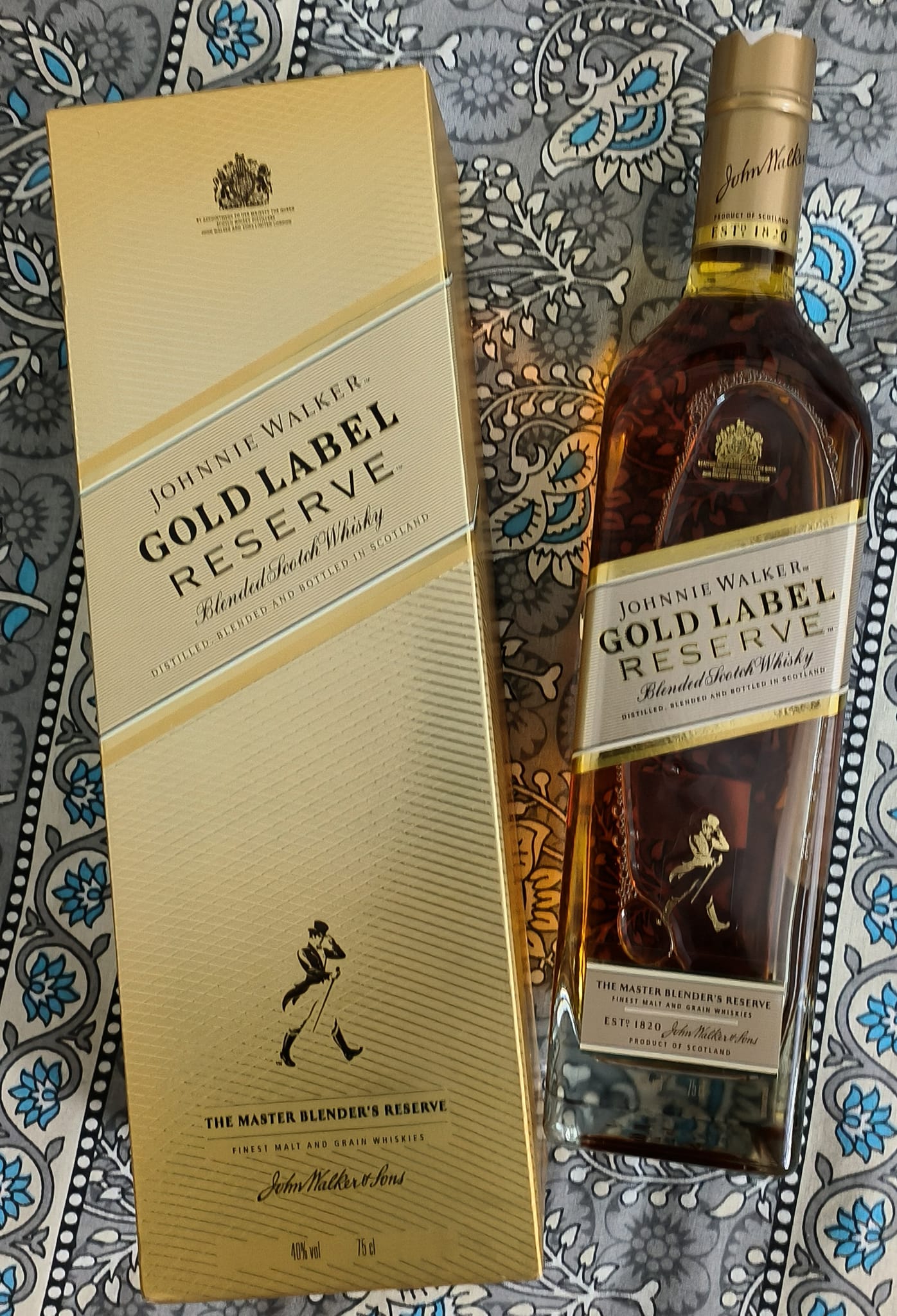 JOHNNIE WALKER WORLD