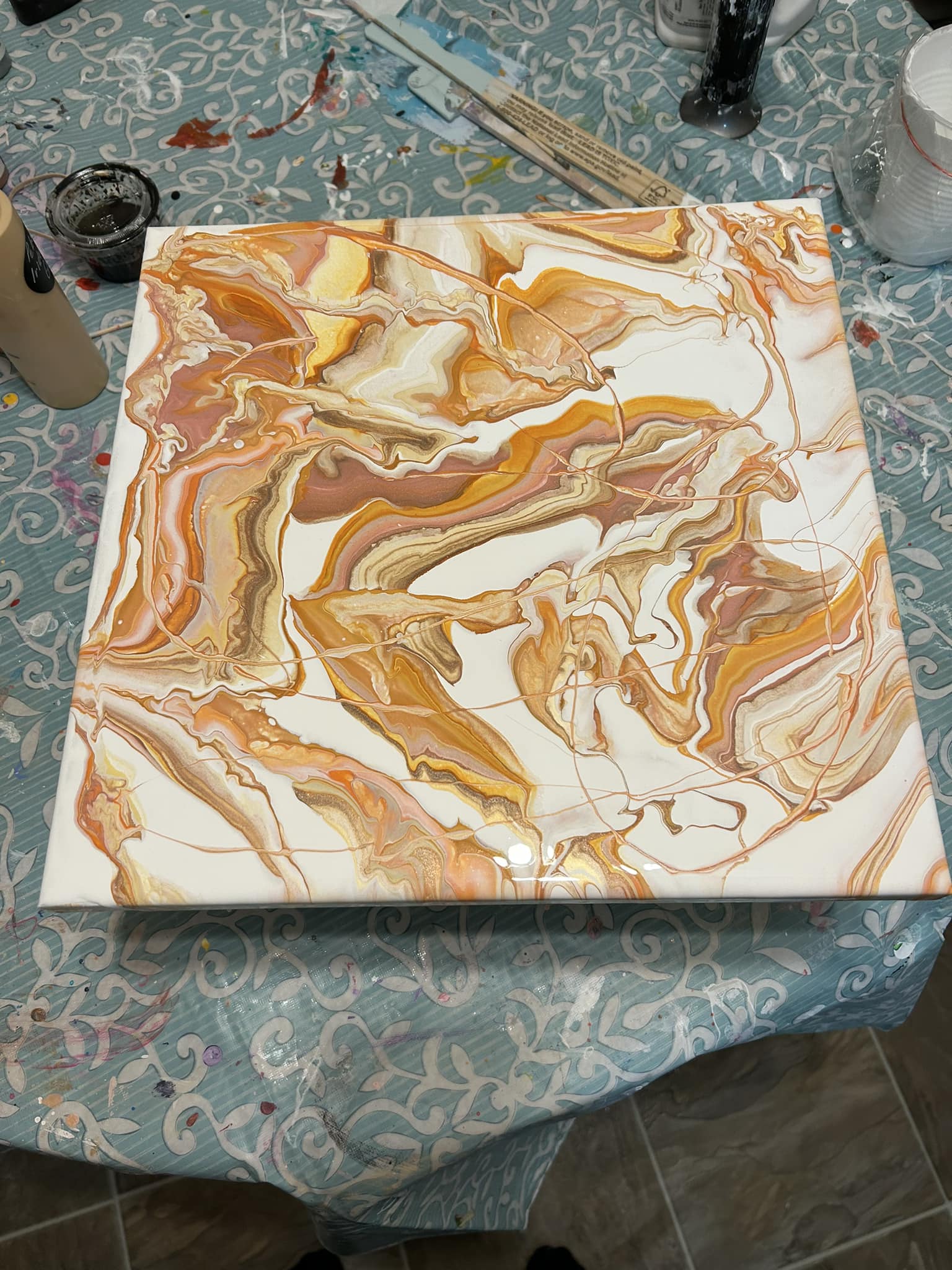 Using Golden's quinacridone nickel azo gold in acrylic pouring