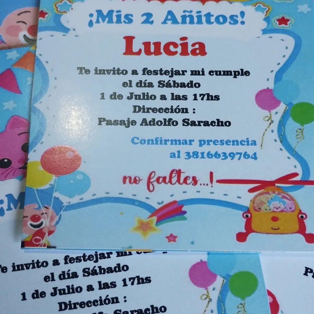 Aslán Diseño - Diseño de invitación, stickers y topper...