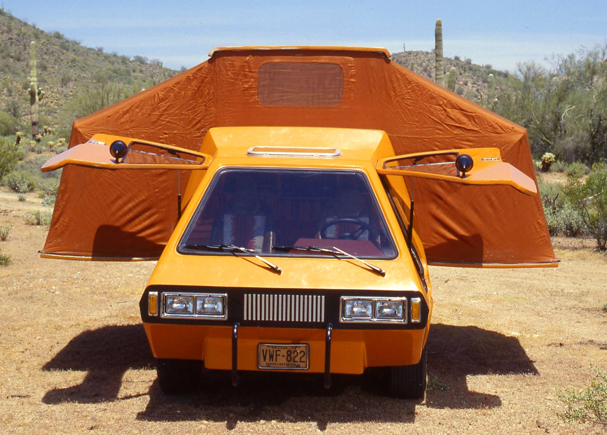 The Boogie Van - It expands tent-trailer-style into a stand-up inside ...
