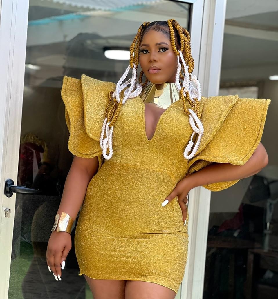 CY - The voice - Let's name these braids 