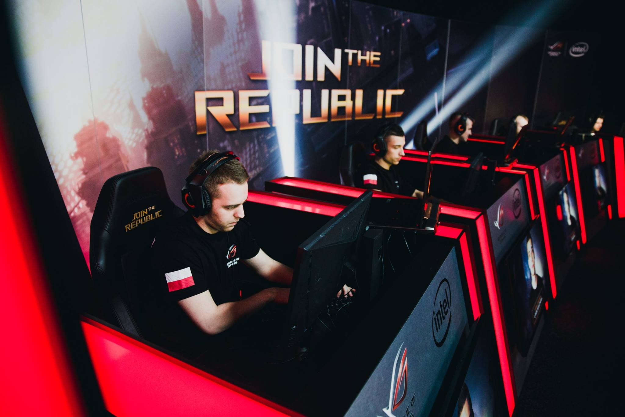 《ROG Community Challenge Grands... - ASUS Republic of Gamers