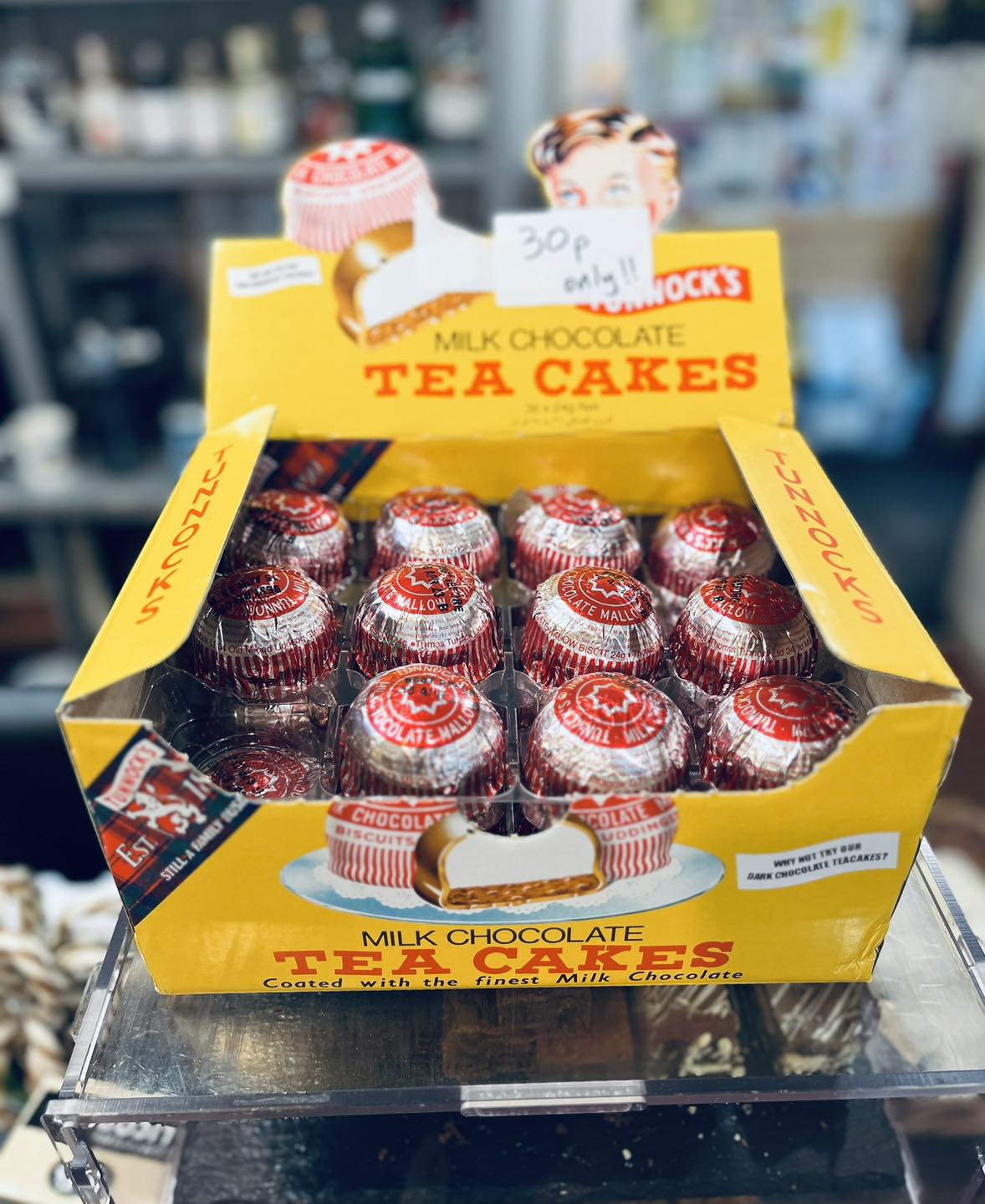 Tunnocks Tea Cake anyone? You can meet Michelle Gomez in August