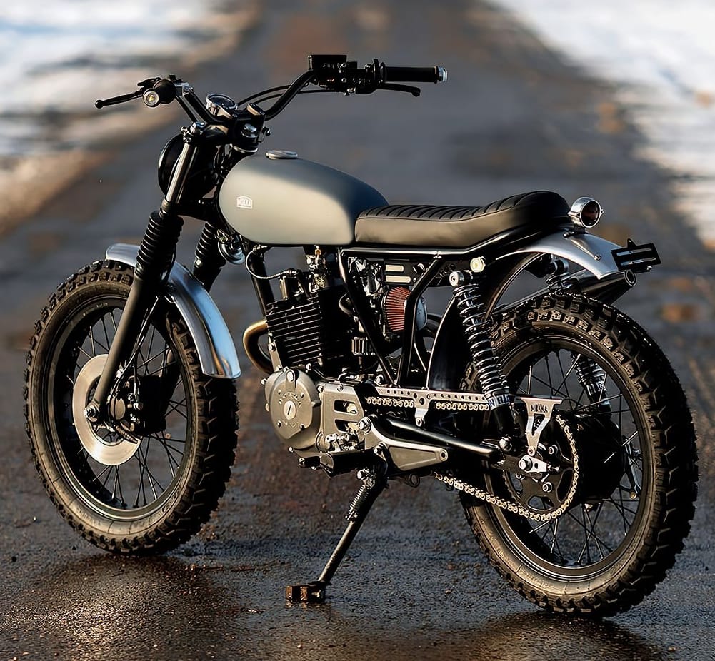 Little Honda CB250RS ❤️ By- Mokka Cycles
