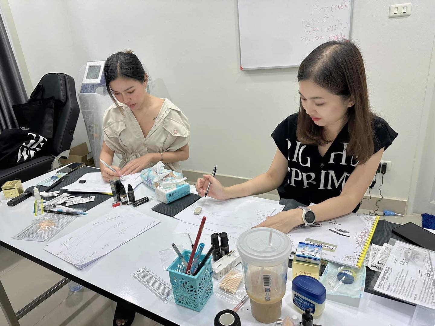 ยินดีต้อนรับสำหรับ VVIP COURSE วันแรกอัดแน่นด้วยทฤษฎีและฝึกปฏิบัติลง ...