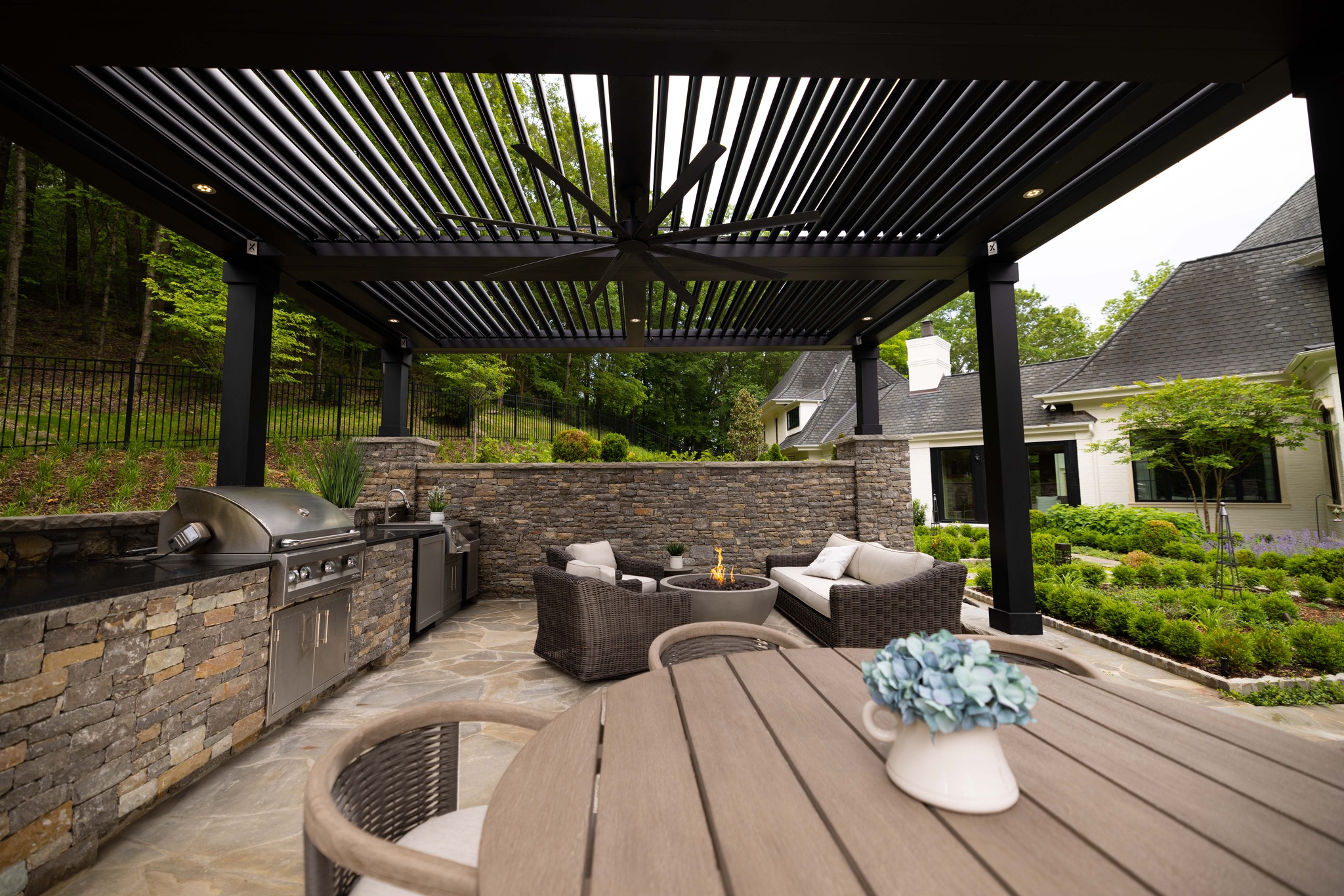 CHS Custom Decks and Design | Apple Valley MN