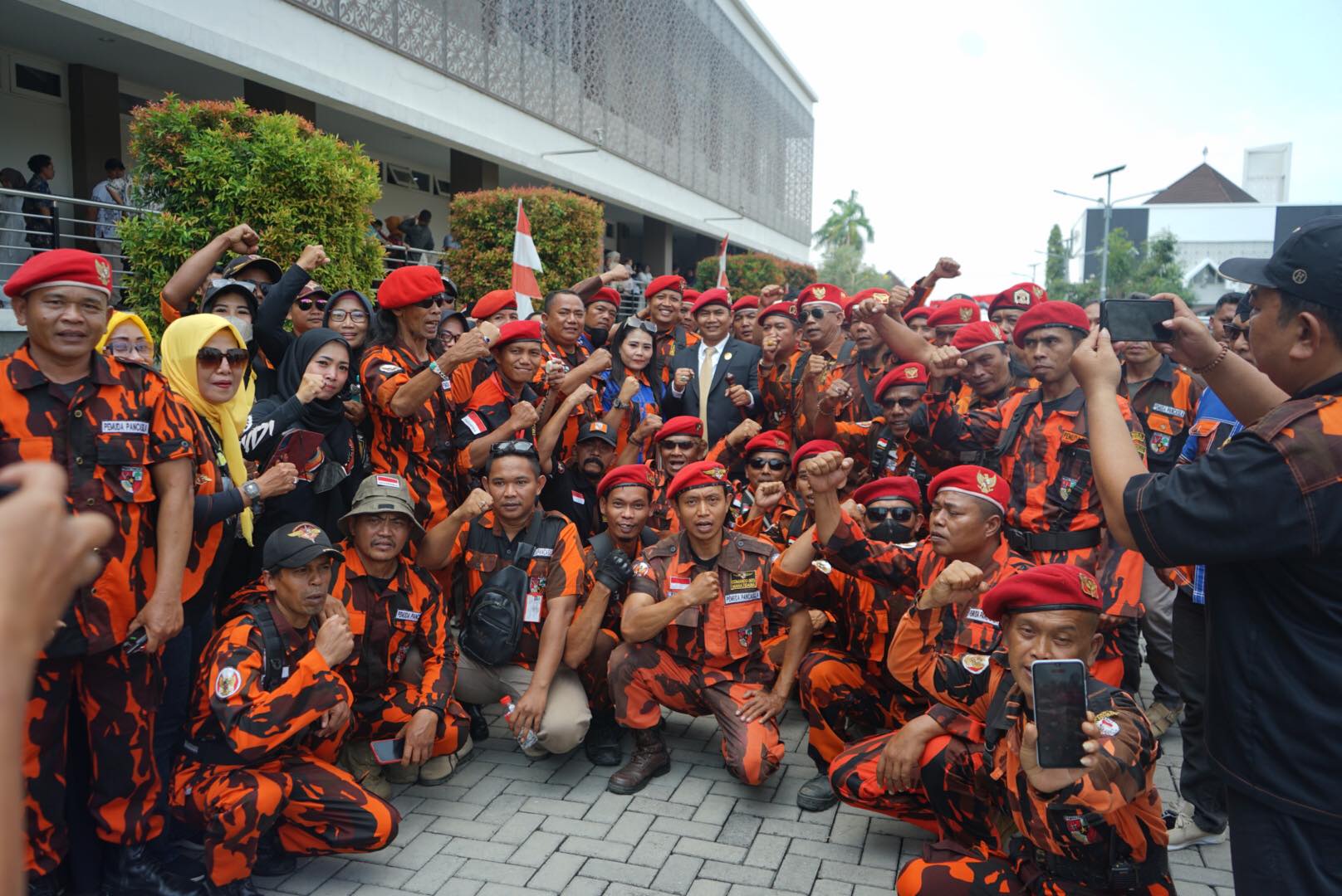Aris Ismail S.Ap
