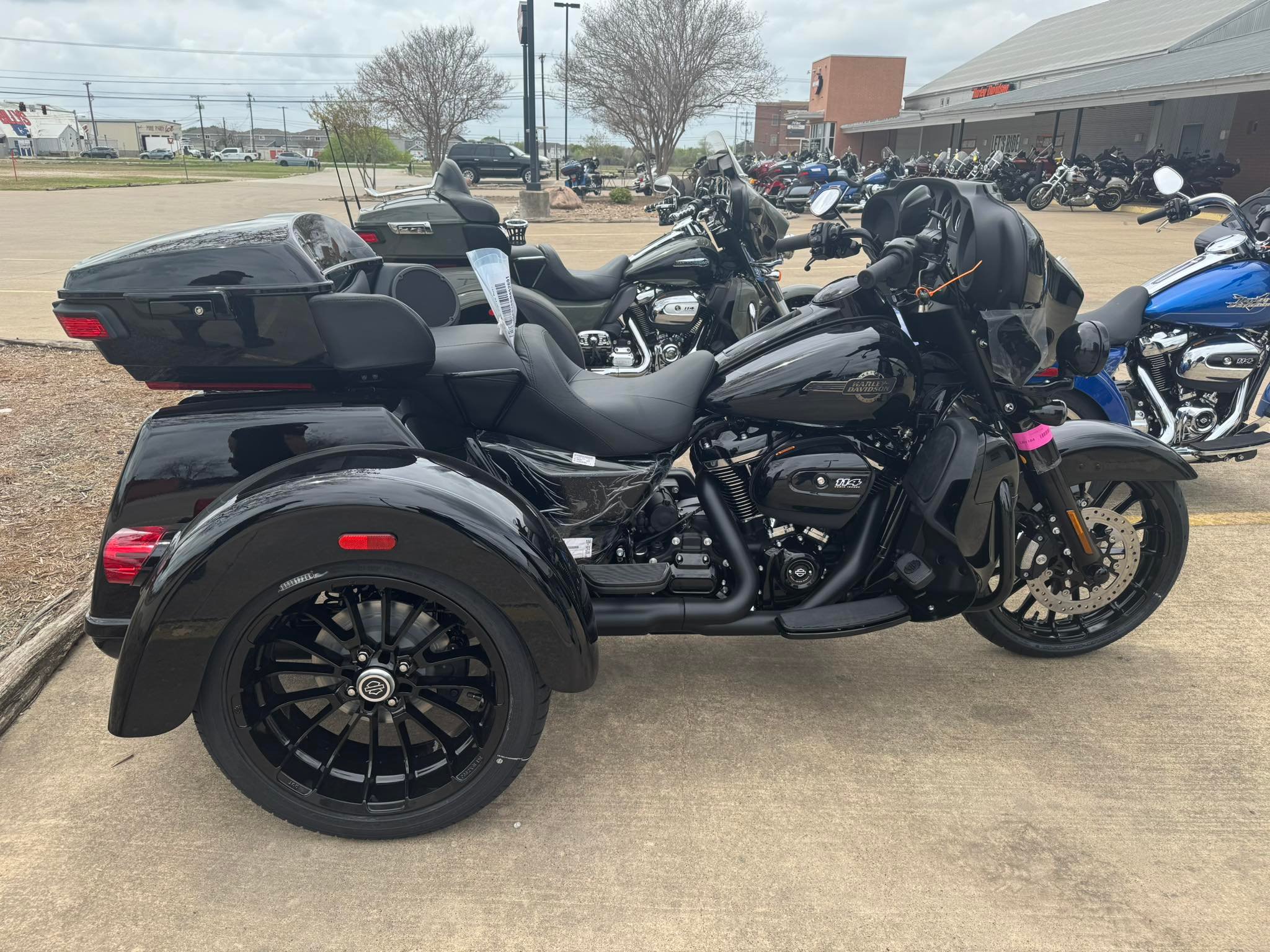 The 2025 Road Glide 3 in Purple Abyss Denim just arrived and it is
