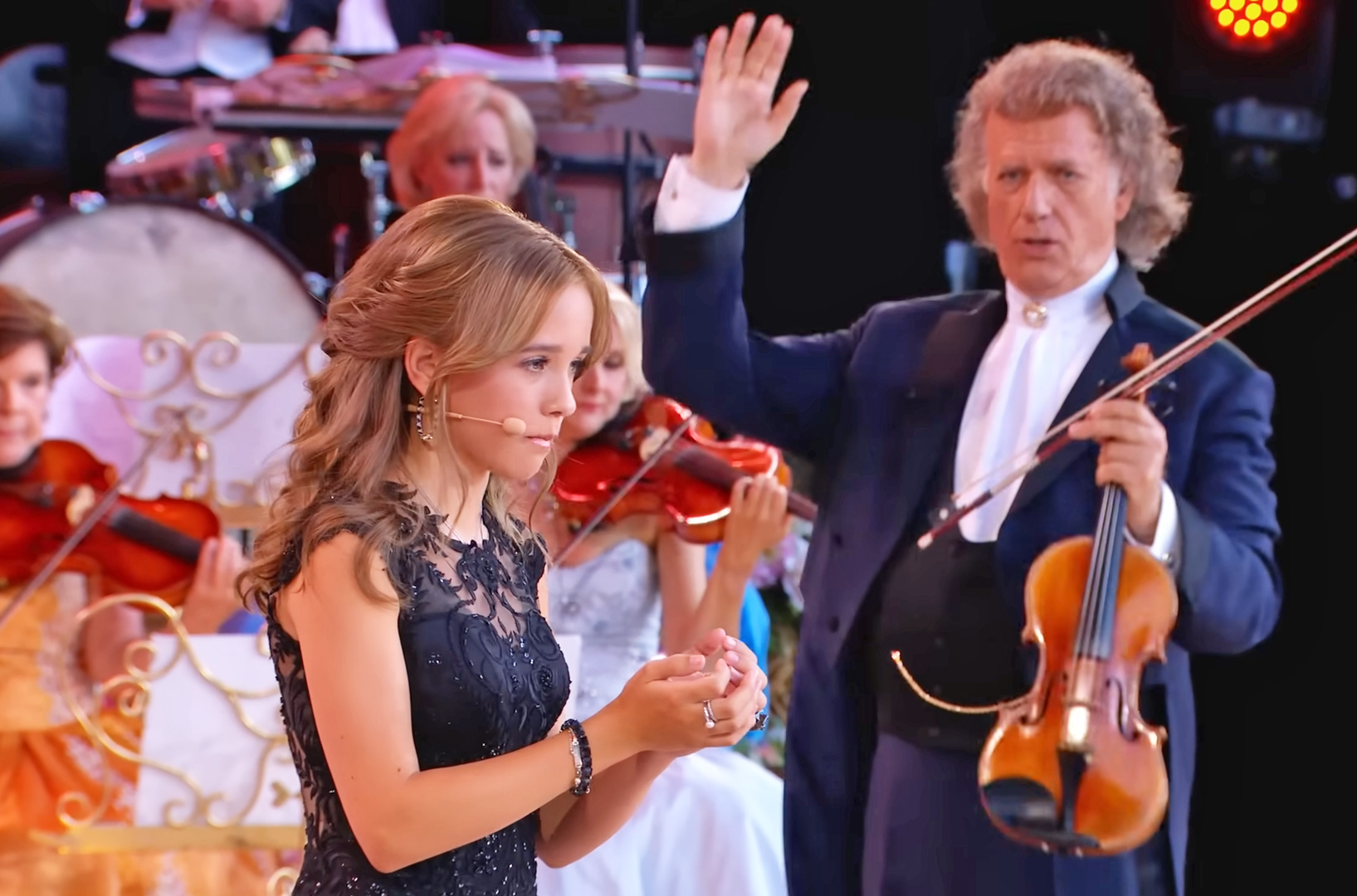 The Music - André Rieu invited a 15-year-old singer to perform onstage ...