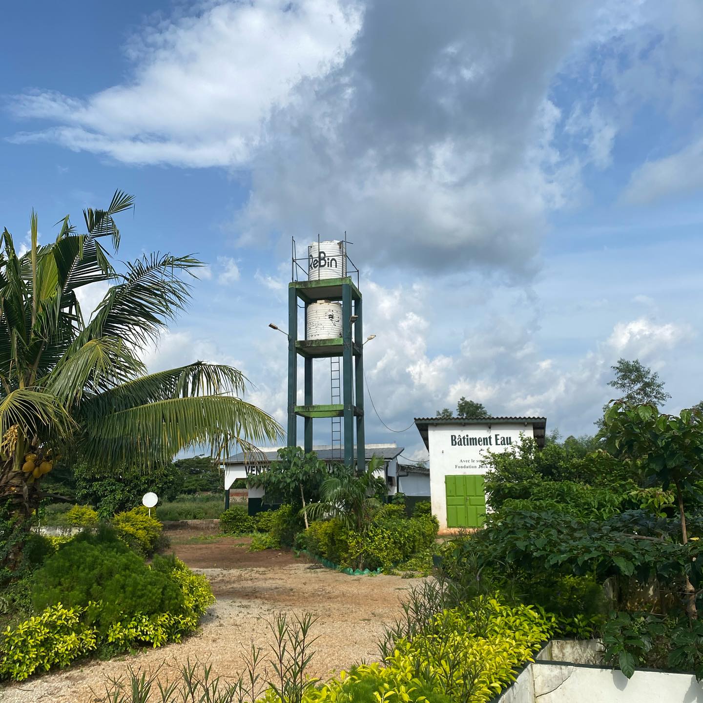 ONG Site de Valorisation des Déchets ReBin Toffo | Ouagbo