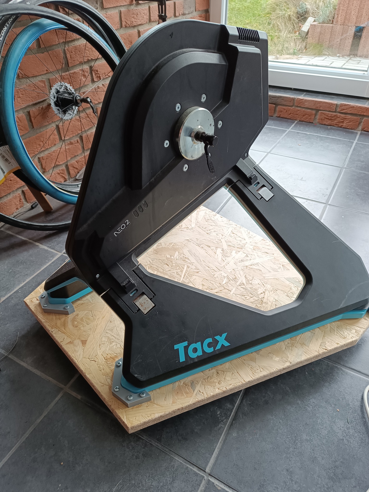 This is just an inspiration for some easy upgrade of tacx neo 