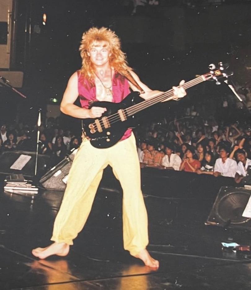 August 1989 in Japan with Blue Murder. I used that JayDee Bass on
