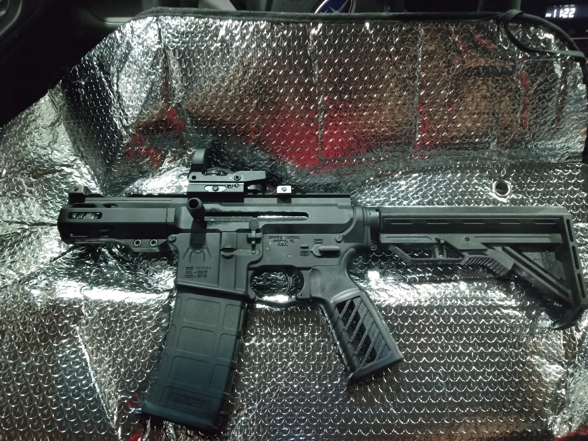 What do you think of this custom AR-15 build?